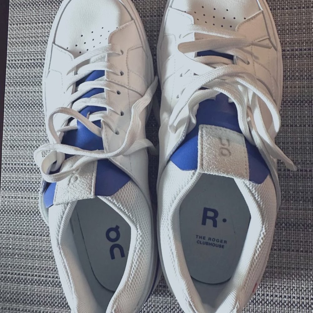 On Cloud: on The Roger Clubhouse